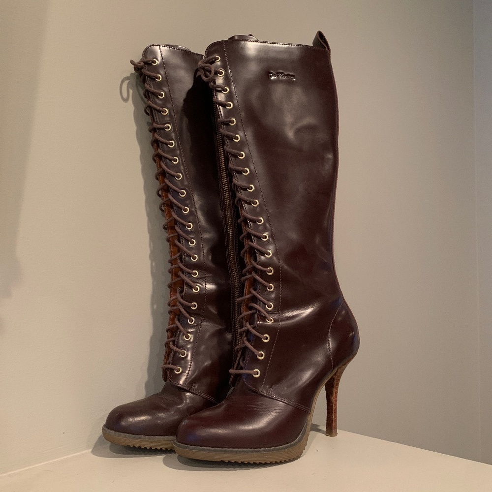 Dr. Martens Gilda Boot Size 7US